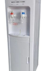 BEBEDERO DE PIE LEVEL POR COMPRESOR F/C BLANCO